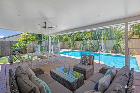 Property photo of 4 Roderick Court Benowa QLD 4217