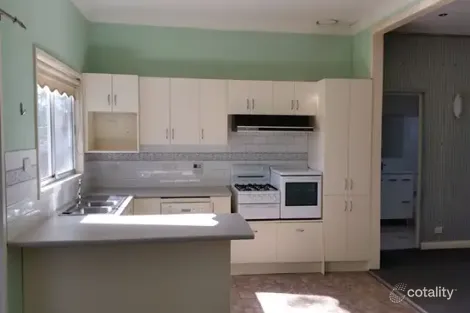 Property photo of 58 Barton Street Oak Flats NSW 2529