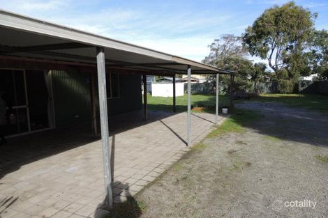 13 Connelly St, Little Grove, WA 6330