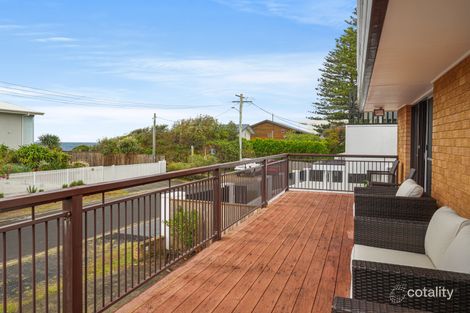 Property photo of 4 Calais Road Wamberal NSW 2260