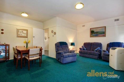 Property photo of 4 Parkmore Road Forest Hill VIC 3131