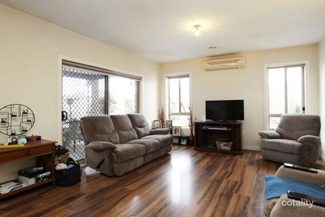 Property photo of 2/44 Brookfield Avenue Brookfield VIC 3338