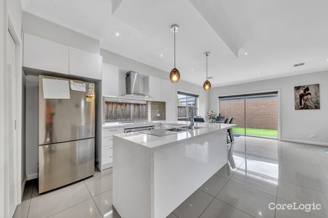 Property photo of 2 Babele Road Tarneit VIC 3029