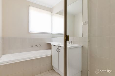 Property photo of 15/22 Ventosa Way Werribee VIC 3030