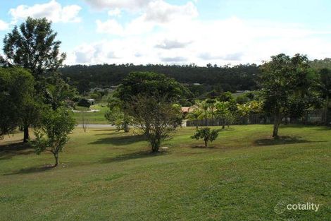 Property photo of 17 Vince Hinde Drive Worongary QLD 4213