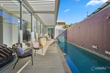 Property photo of 211 Military Road Henley Beach South SA 5022
