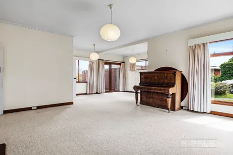 Property photo of 8 Esk Avenue Mount Stuart TAS 7000
