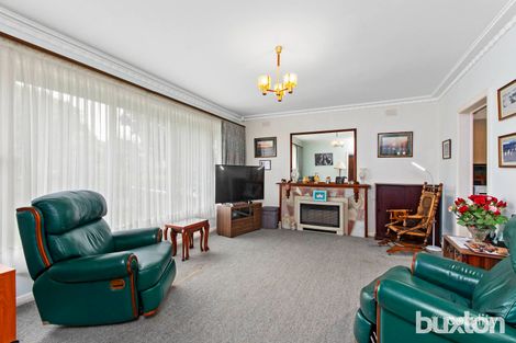 Property photo of 18 Moreton Bay Drive Highton VIC 3216