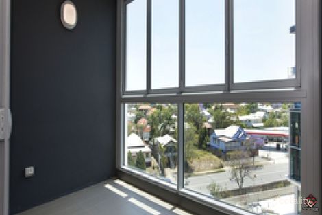 Property photo of 5E/2 Harbour Road Hamilton QLD 4007