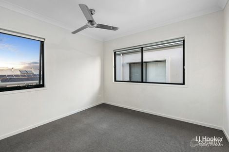 Property photo of 62 Kookaburra Circuit Rochedale QLD 4123