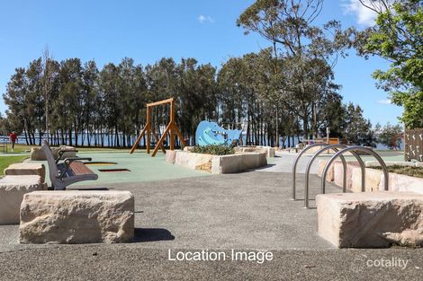 Property photo of 2 Lakelands Drive Dapto NSW 2530