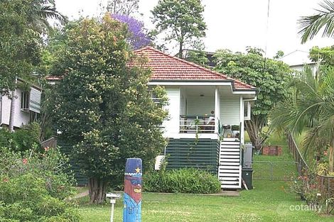 76 Falkirk St, Stafford Heights, QLD 4053