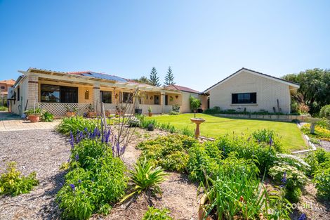 Property photo of 1 Muros Close Warnbro WA 6169