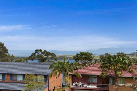 Property photo of 28 Rushton Drive Kanahooka NSW 2530