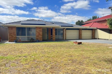 Property photo of 10 Taunton Place Craigieburn VIC 3064