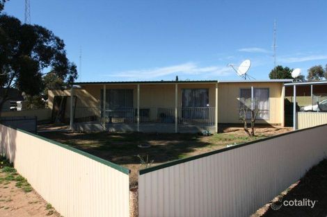 Property photo of 17 High Street Tickera SA 5555
