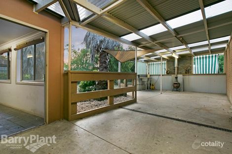 Property photo of 8 Broadacres Court Narre Warren VIC 3805