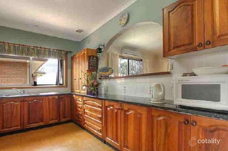 Property photo of 36 St Cloud Crescent Lake Heights NSW 2502