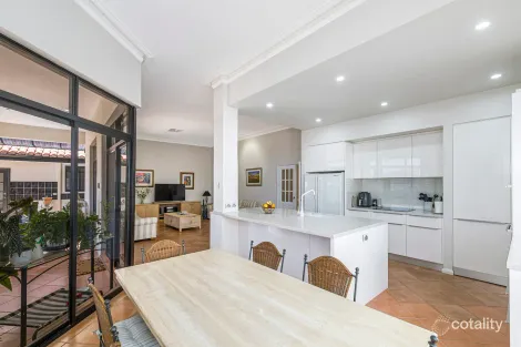 Property photo of 3 Potter Avenue Salter Point WA 6152