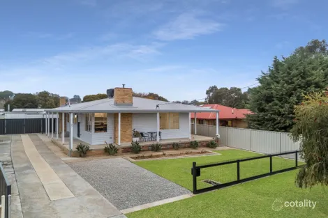 Property photo of 27 Victoria Street Eaglehawk VIC 3556