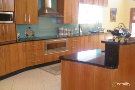 Property photo of 37 Drummoyne Crescent St Johns Park NSW 2176