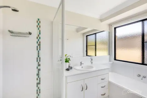 Property photo of 72 Phipps Drive Meringandan West QLD 4352