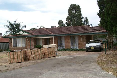 8 Emile Ct, North Lake, WA 6163