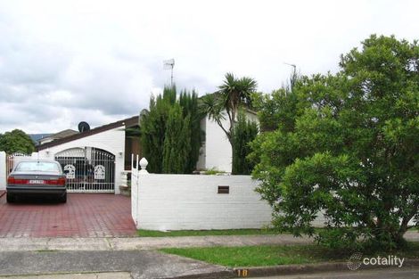 18 Bingara Ave, Dapto, NSW 2530
