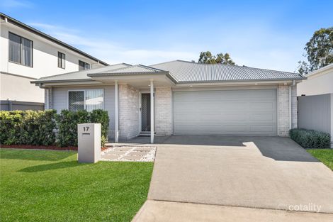 Property photo of 17 Miami Place Pallara QLD 4110