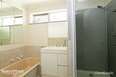 Property photo of 3 Fuchsia Court Newcomb VIC 3219