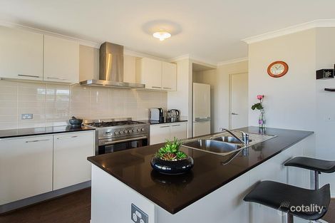 Property photo of 16 Copernicus Circuit Cranbourne West VIC 3977