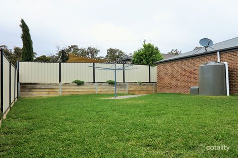 Property photo of 3 Garnet Court Kangaroo Flat VIC 3555