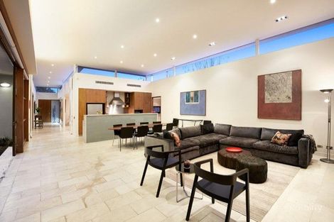 Property photo of 5 Devon Street Caulfield North VIC 3161
