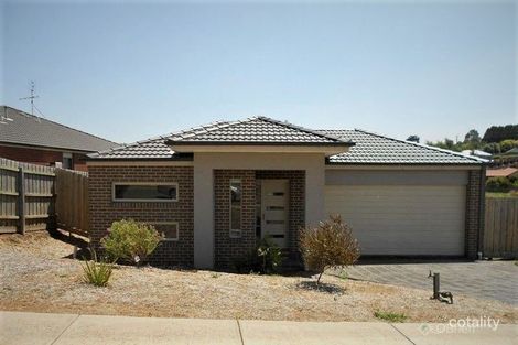Property photo of 19 Melzak Way Warragul VIC 3820