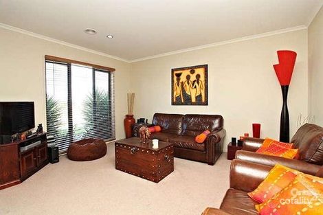 Property photo of 15 Northstead Way Craigieburn VIC 3064