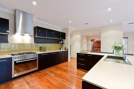 Property photo of 32 Half Moon Terrace Point Cook VIC 3030