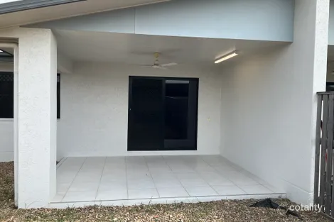 Property photo of 1/11 Intercept Circuit Oonoonba QLD 4811