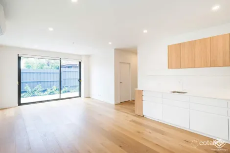 Property photo of 14 Maroona Road Carnegie VIC 3163