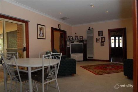 Property photo of 6 Shire Court Woodcroft SA 5162