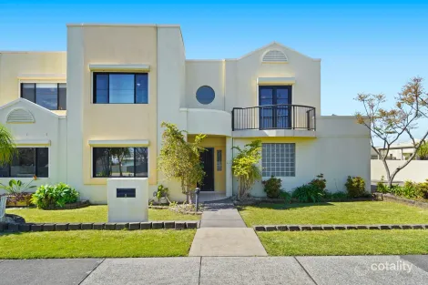 Property photo of 2/94 Dudley Road Charlestown NSW 2290