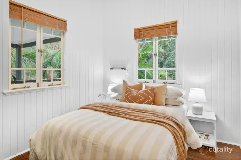 Property photo of 42 Glenrowan Drive Tallai QLD 4213