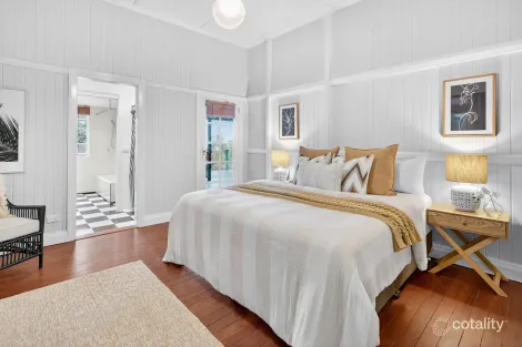 Property photo of 42 Glenrowan Drive Tallai QLD 4213