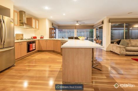 Property photo of 4 Irving Close Berwick VIC 3806