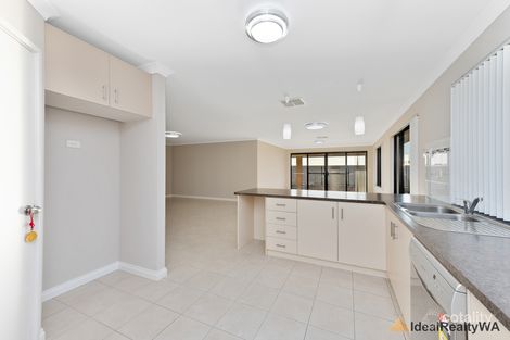 Property photo of 8 Hampstead Gate Success WA 6164