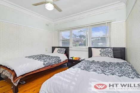 Property photo of 10 Levett Avenue Beverly Hills NSW 2209