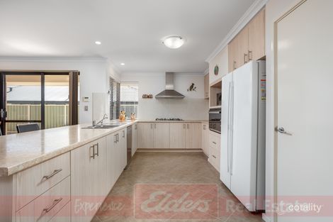 Property photo of 47 Leschenault Parade Australind WA 6233