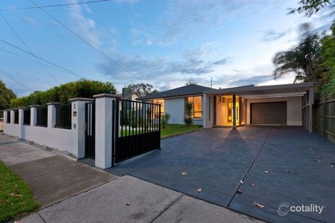 Property photo of 2 Colin Avenue Frankston VIC 3199