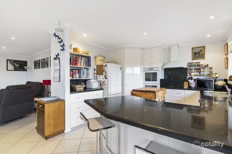 Property photo of 8 Wassell Place Lindisfarne TAS 7015