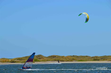 Property photo of 75 Gloucester Crescent Shoalwater WA 6169