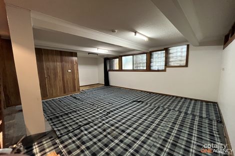 Property photo of 3 Reid Close Caves Beach NSW 2281